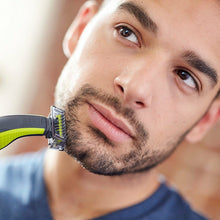 Carica l'immagine nel visualizzatore di Gallery, Philips OneBlade: rade, regola e rifinisce, 3 pettini regolabarba + 1 lama