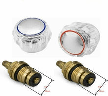 Carica l'immagine nel visualizzatore di Gallery, 2 x Manopole per rubinetto da 1/2", Coppia acqua calda e fredda cromata ricambio