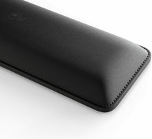 Carica l'immagine nel visualizzatore di Gallery, Glorious PC Gaming Race Stealth Keyboard Wrist Rest - Tenkeyless,