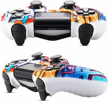 Carica l'immagine nel visualizzatore di Gallery, Skin cover compatibile per Controller PS4 Dualshock, Tema graffiti i silicone