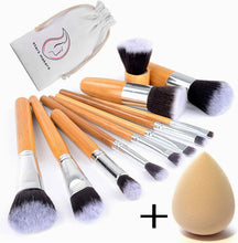 Carica l'immagine nel visualizzatore di Gallery, Pennelli Make up in Bambù - 12 pennelli trucco naturali - Set di pennelli...