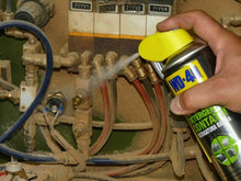 Carica l'immagine nel visualizzatore di Gallery, WD-40 Specialist - Detergente Contatti Spray Asciugatura Rapida con...