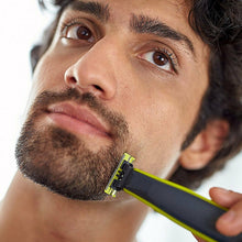 Carica l'immagine nel visualizzatore di Gallery, Philips OneBlade: rade, regola e rifinisce, 3 pettini regolabarba + 1 lama