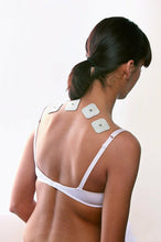 Carica l'immagine nel visualizzatore di Gallery, Elettrostimolatore muscolare e nervoso digitale - Sanitas SEM 43 66130