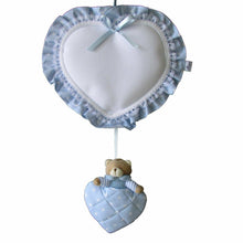 Carica l'immagine nel visualizzatore di Gallery, fiocco nascita cuore con orsetto (azzurro) (j2X)