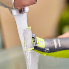 Carica l'immagine nel visualizzatore di Gallery, Philips OneBlade: rade, regola e rifinisce, 3 pettini regolabarba + 1 lama