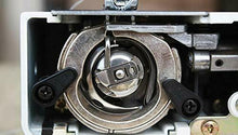 Carica l'immagine nel visualizzatore di Gallery, Navetta Capsula Porta-Spolina per Macchina da Cucire Universale, Singer, brother