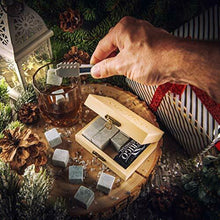 Carica l'immagine nel visualizzatore di Gallery, Un Set Regalo di Pietre per Whisky da Amerigo - 9 -...