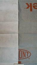 Carica l'immagine nel visualizzatore di Gallery, TYVEK House Wrap Ground Sheet – 2.5 m x 1.5 m – con 4 occhielli